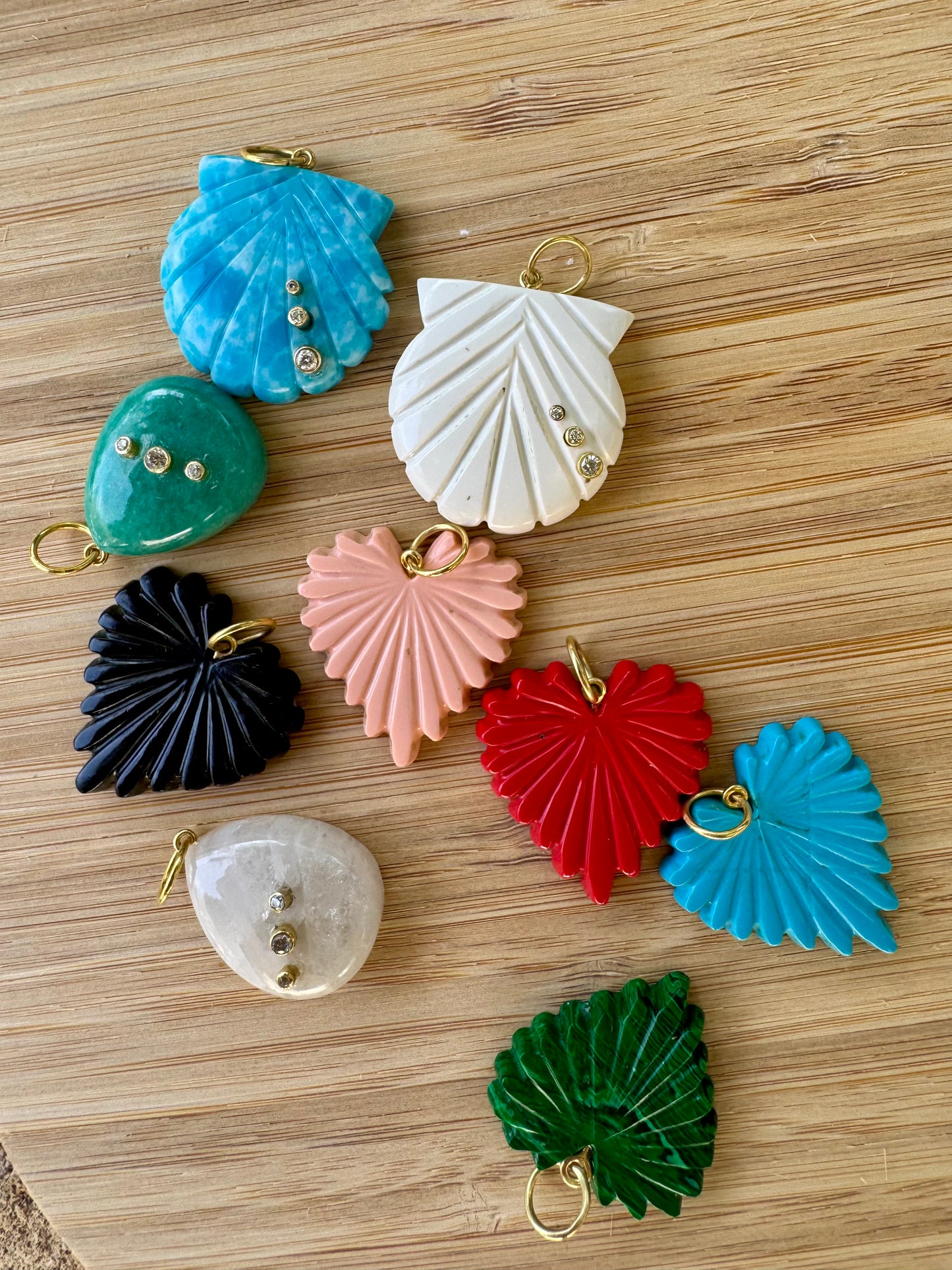 Clam Shell Charm