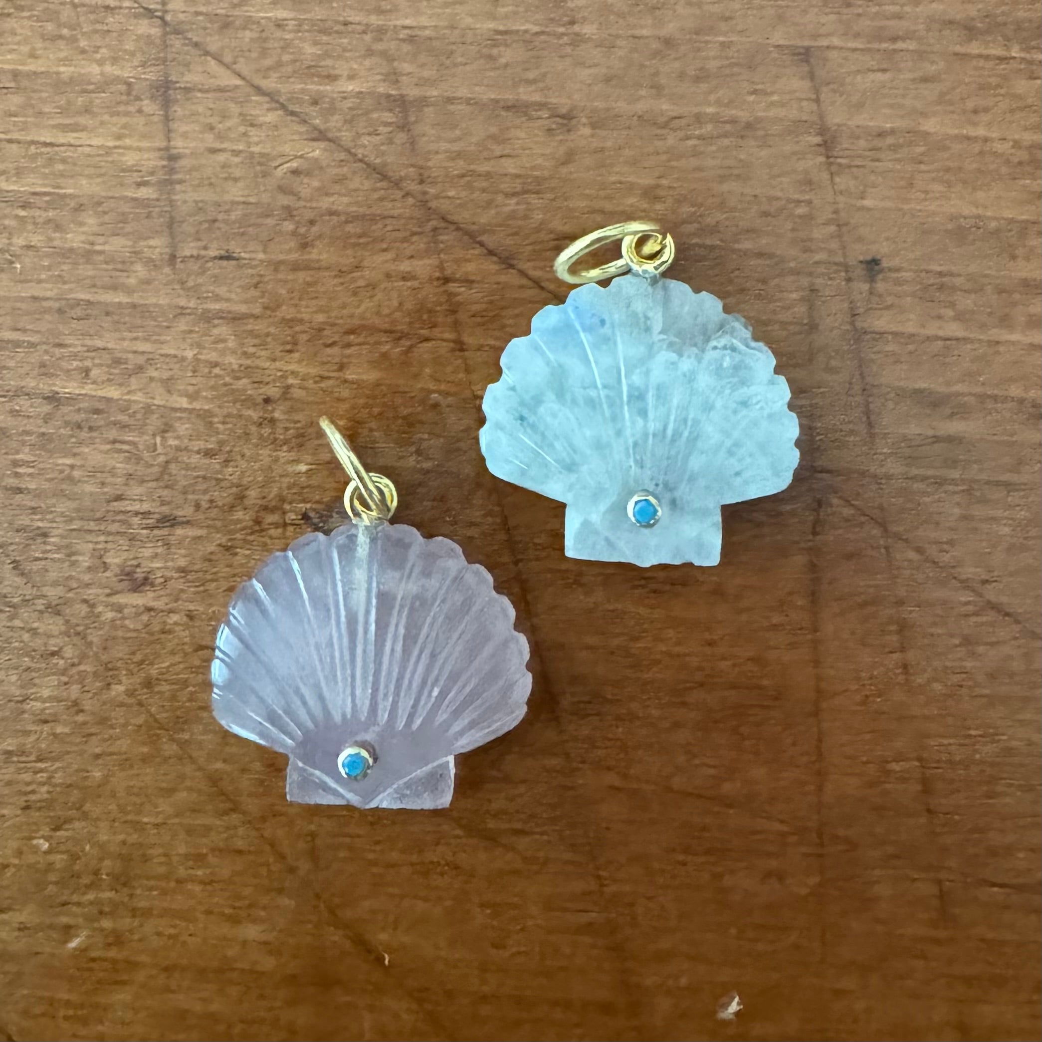 Small Clam Shell Charm