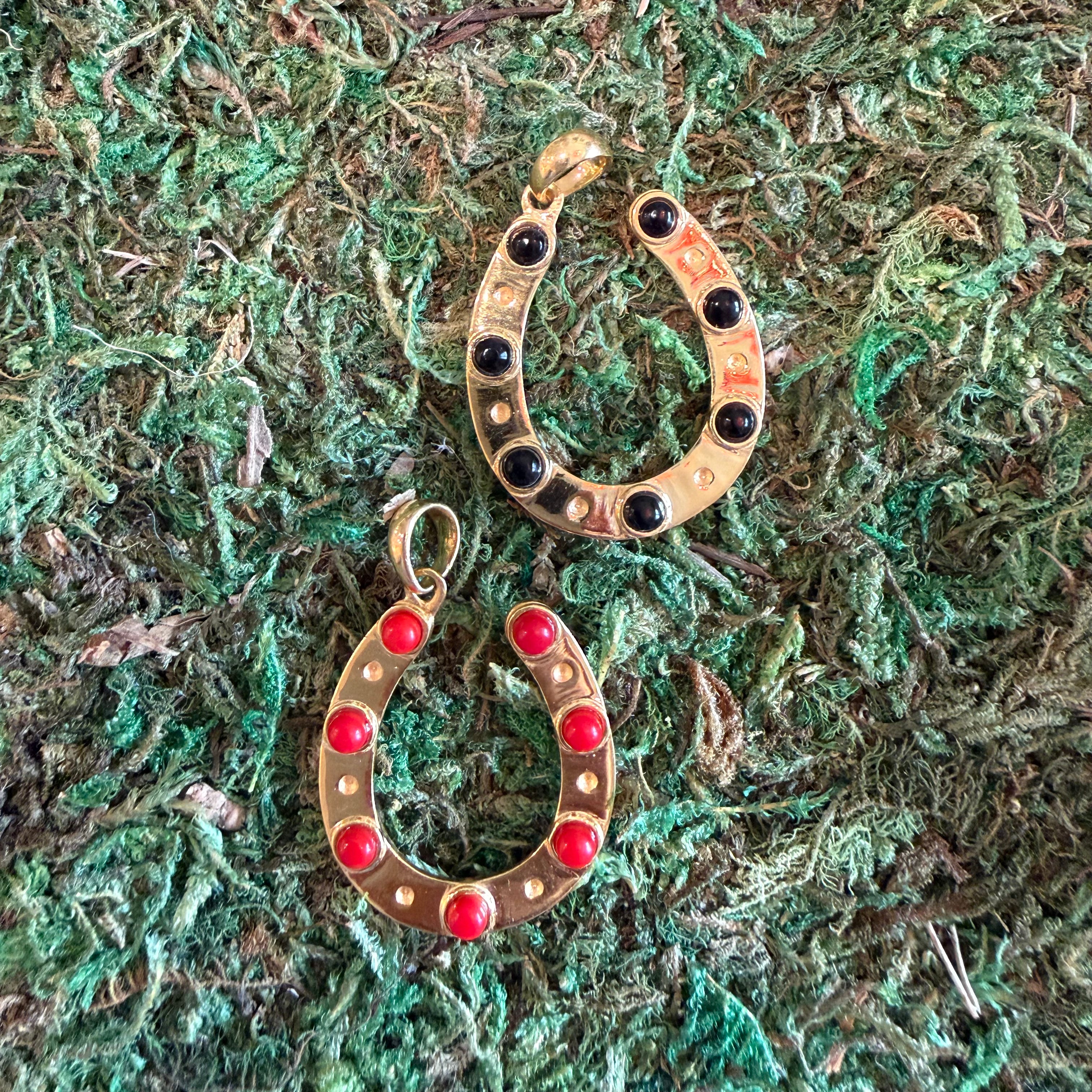 Horseshoe Rope Necklace