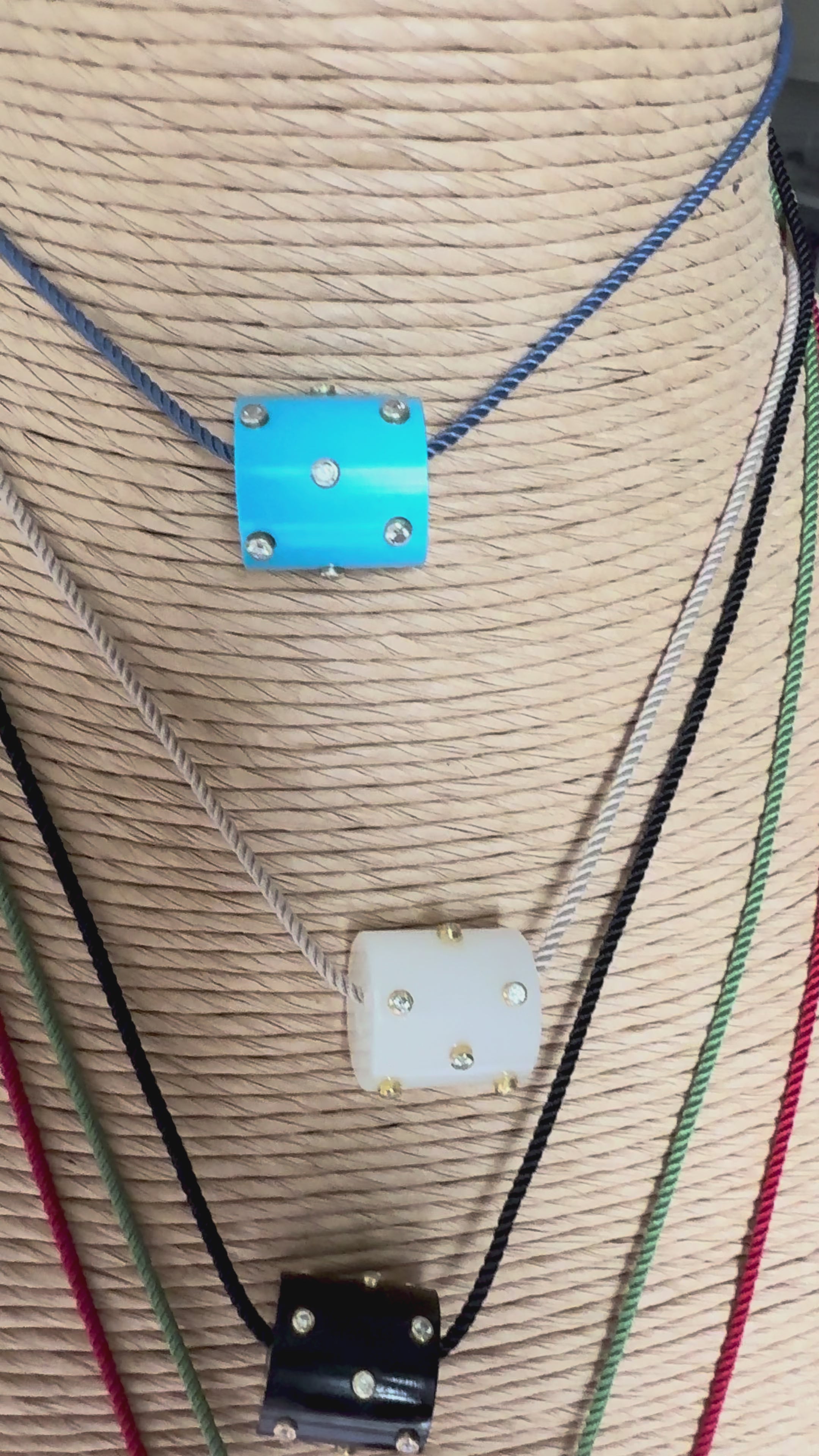 Barrel Rope Necklace